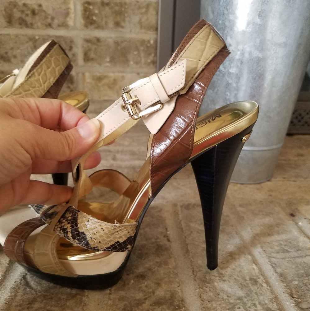 AUTHENTIC Michael Kors Beige Snakeskin Brown Black Leather Platform Sandals - Picture 8 of 11